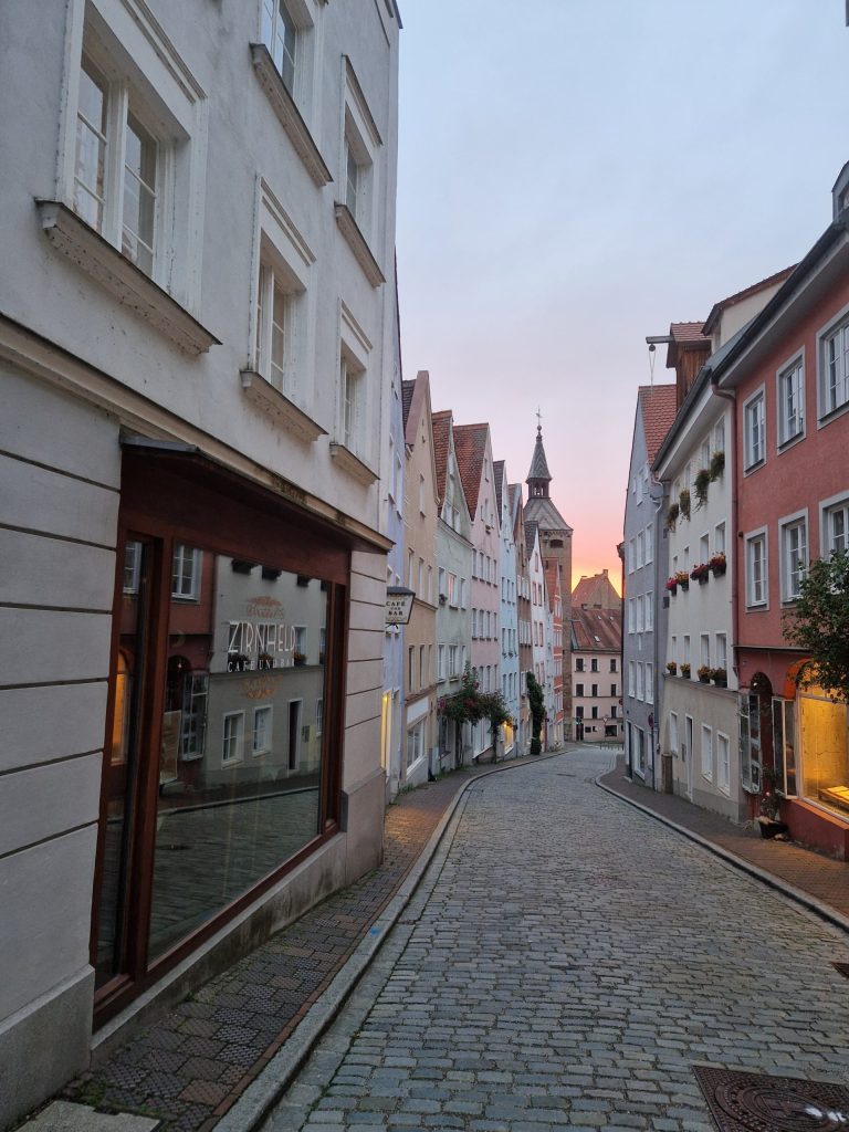 Café von Außen