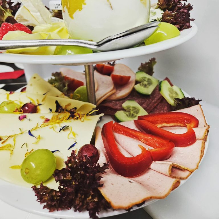 Frühstücksplatte